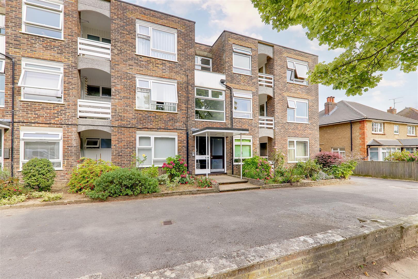 Flat - Purpose Built | Brooklyn Avenue, Worthing | Sold - Subject to Contract